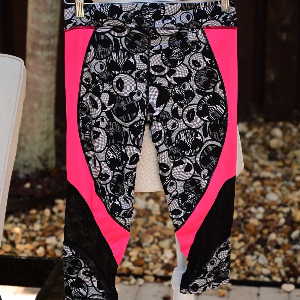 Zumba Emoji crop leggings